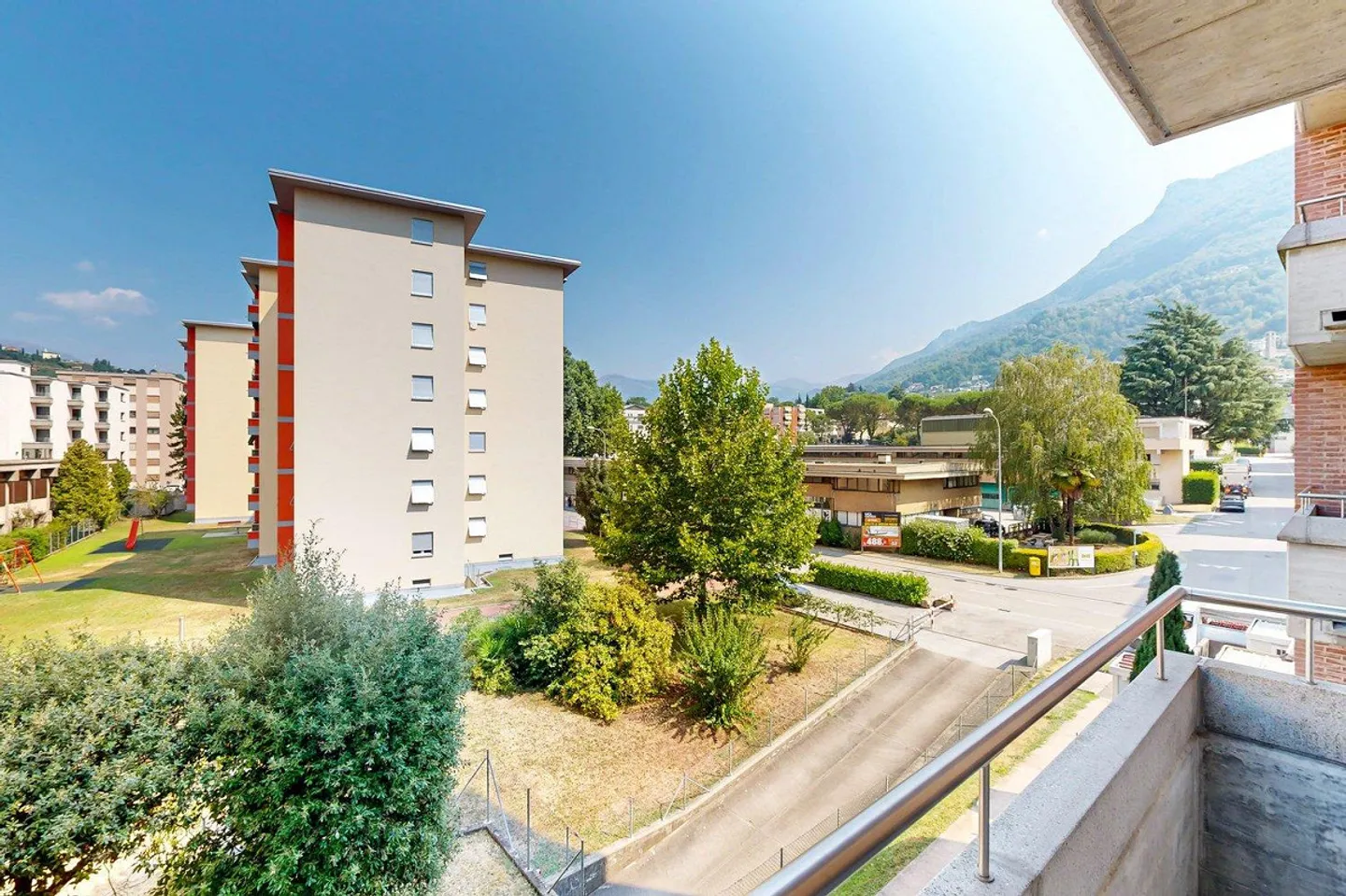 Viganello to live - Splendid 5.5 rooms close to every convenience - Photo 1 of 13