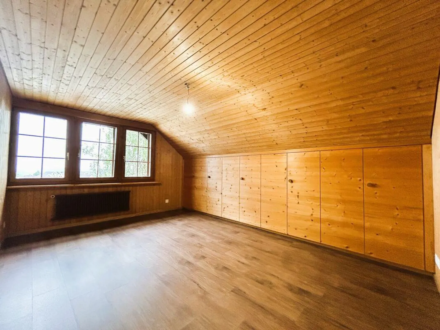 Charmantes Familienhaus in der Natur - Foto 9 von 12