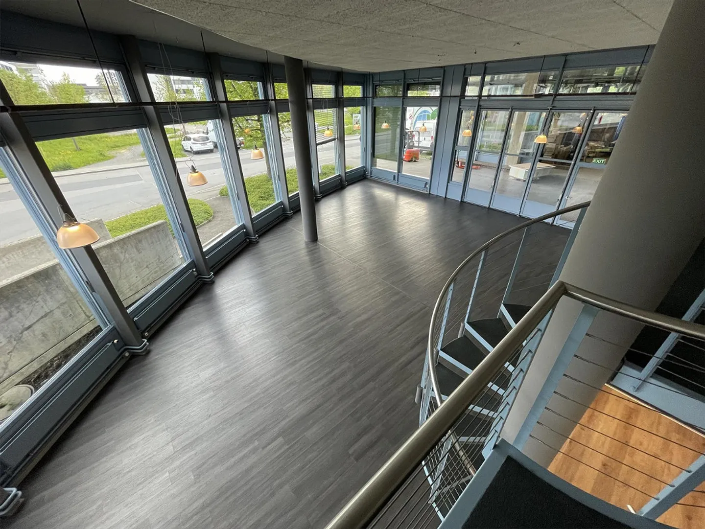 Espace de bureau/commercial polyvalent et attrayant à louer à Rotkreuz - Photo 6 sur 15