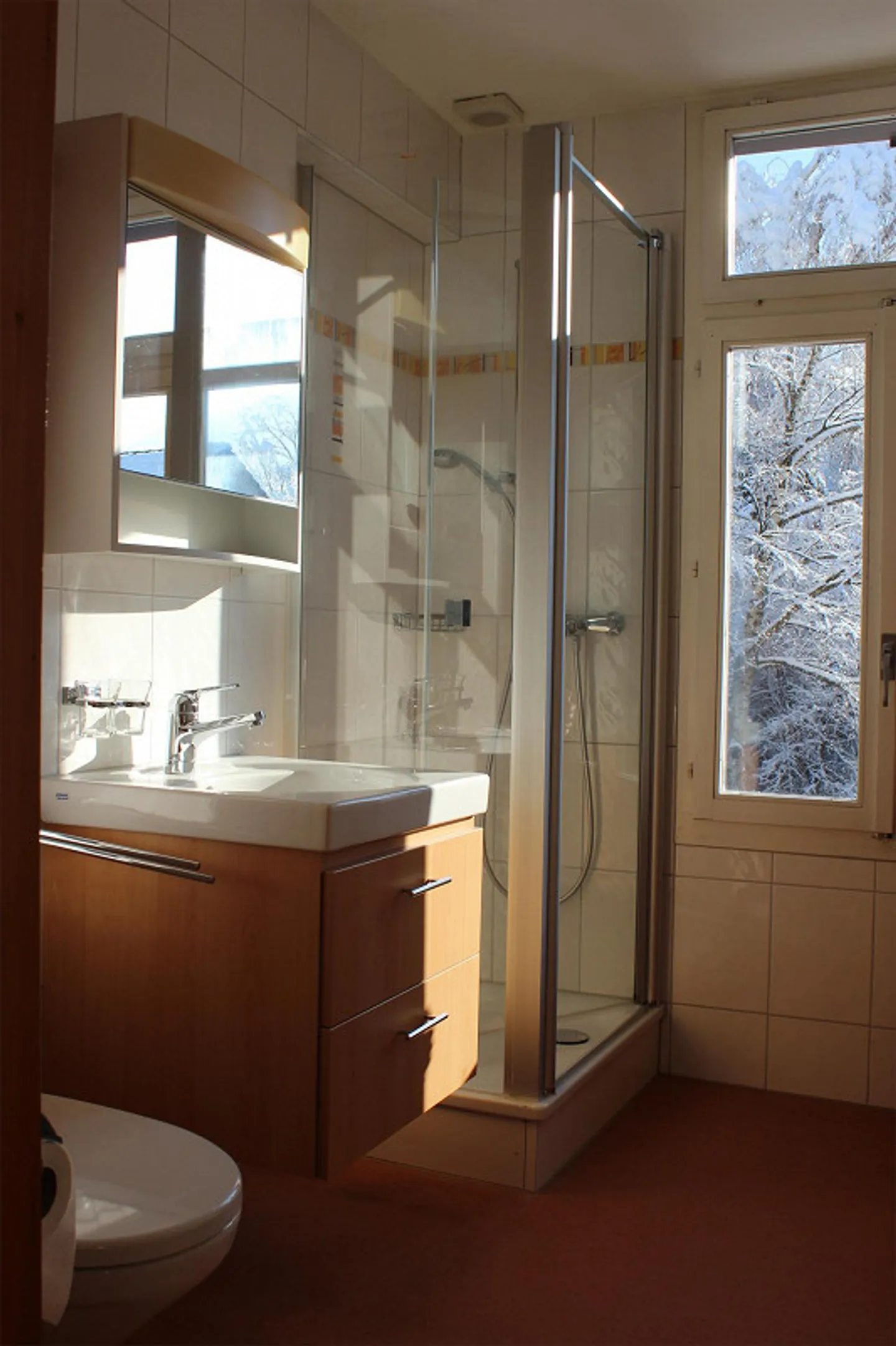 Ampio appartamento di 5 stanze nel centro di Malters in affitto - Foto 6 di 8