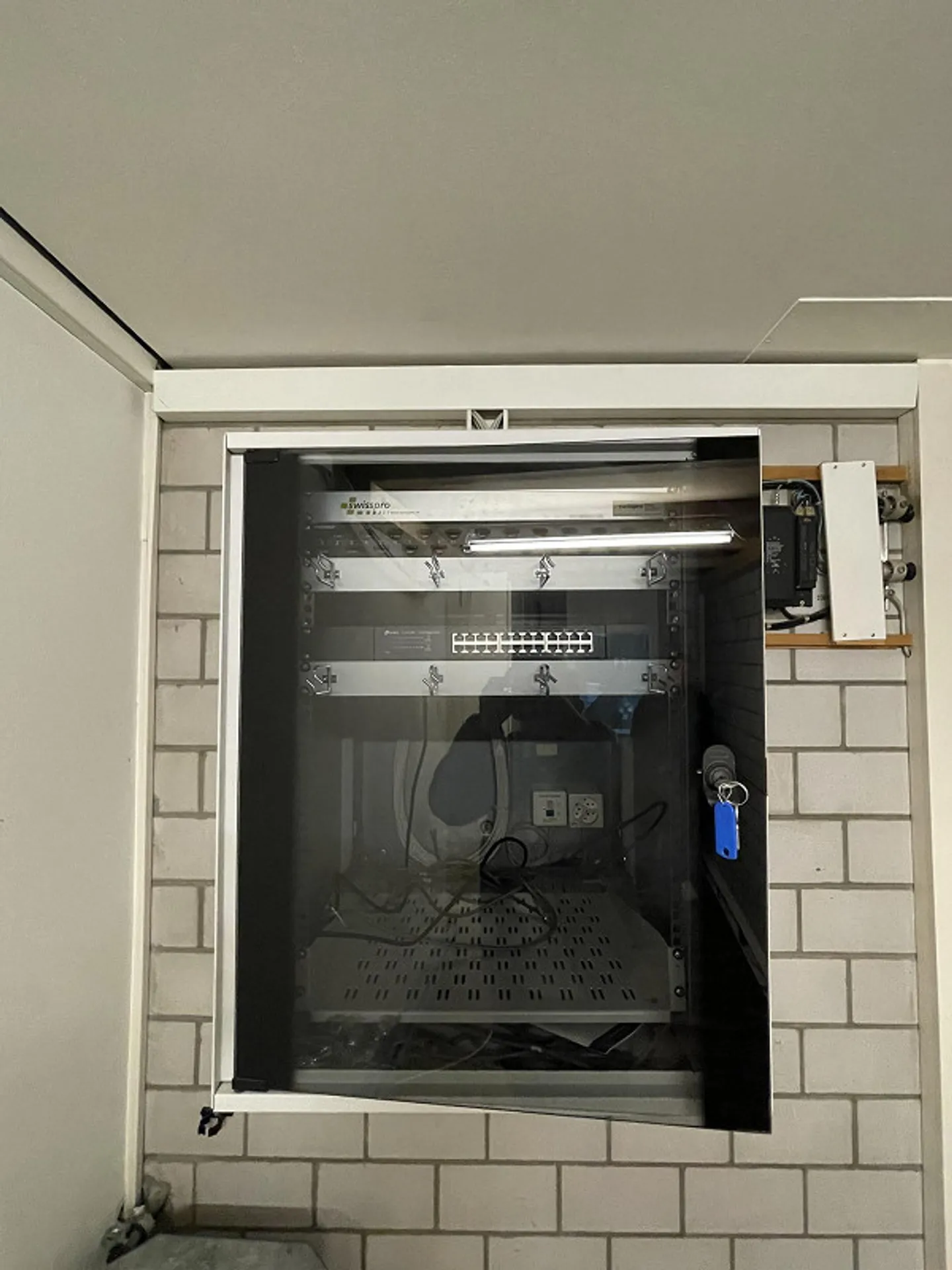 Espace de bureau/commercial polyvalent et attrayant à louer à Rotkreuz - Photo 15 sur 15