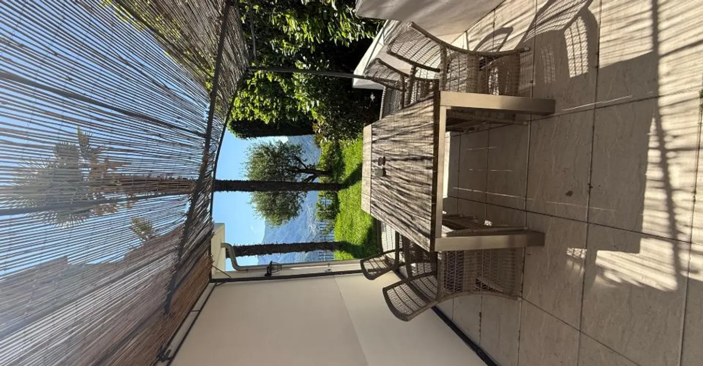Charmante Villa mit Seeblick - Foto 5 von 12