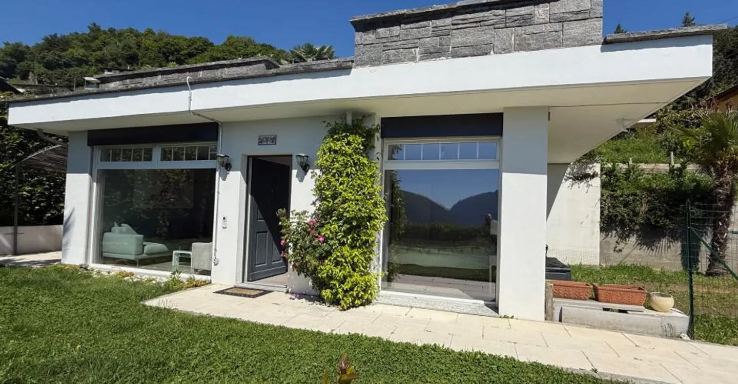 Charmante Villa mit Seeblick - Foto 6 von 12