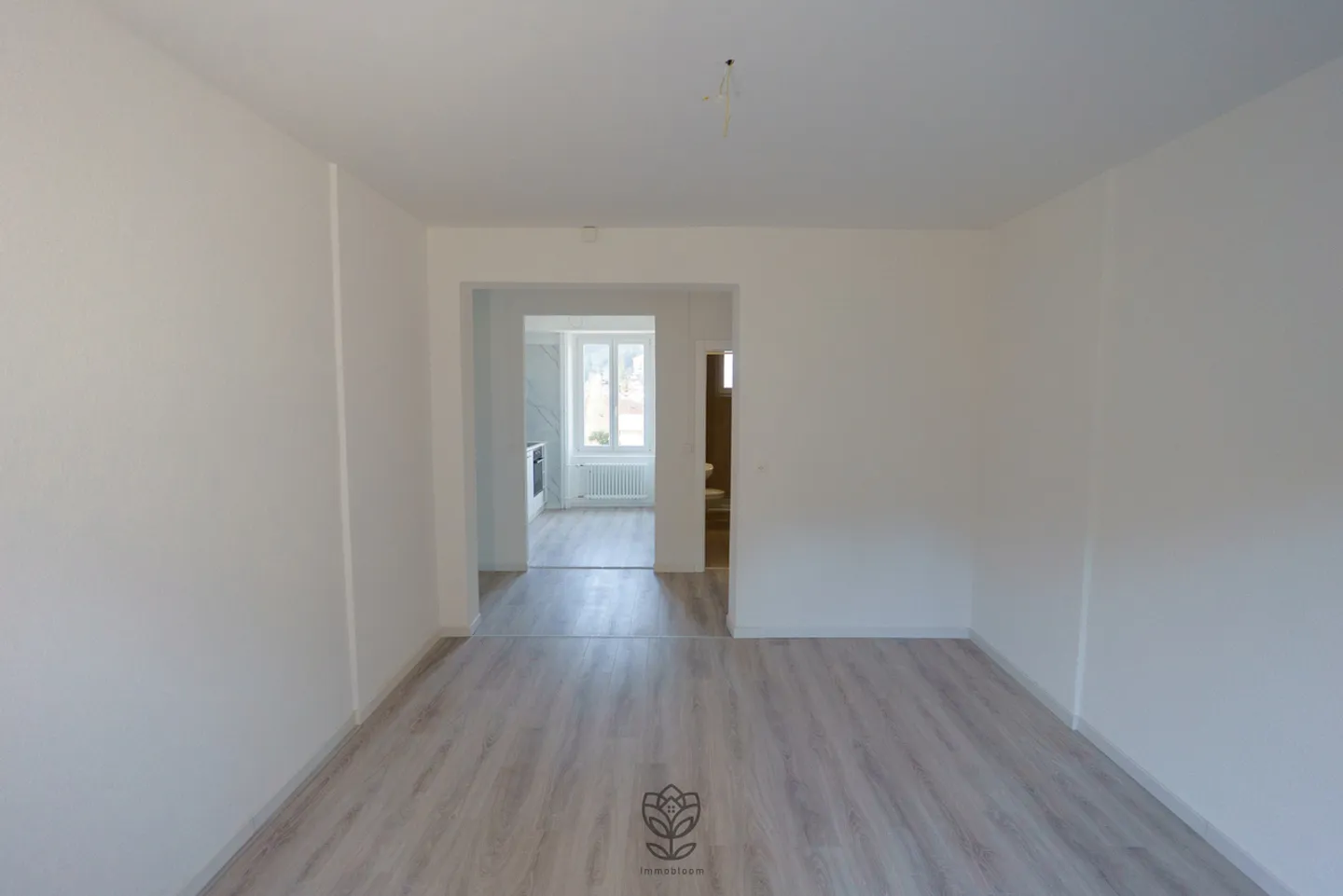 A small renovated gem in Locle - Photo 7 of 14