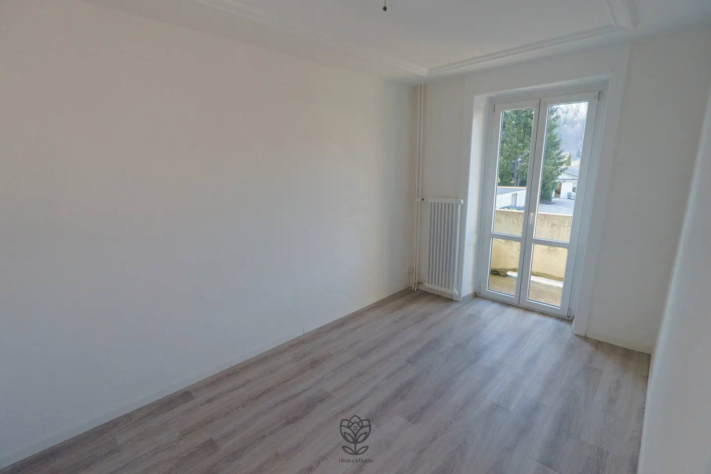 A small renovated gem in Locle - Photo 12 of 14