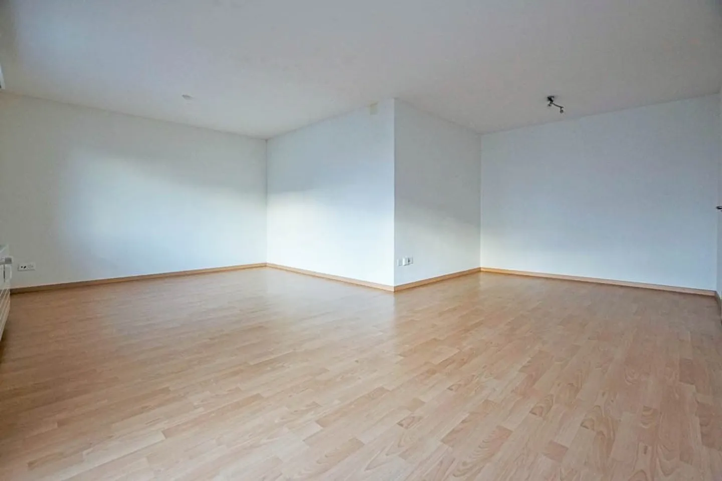 Attraktive Wohnung mit sonnigem Balkon - Foto 5 von 6
