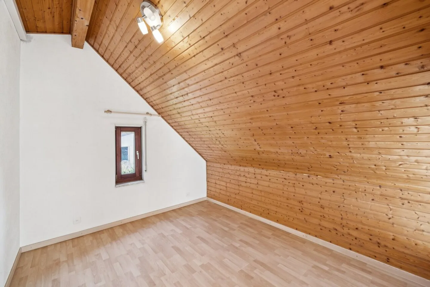 Very Bright Architect Villa - Photo 8 of 13