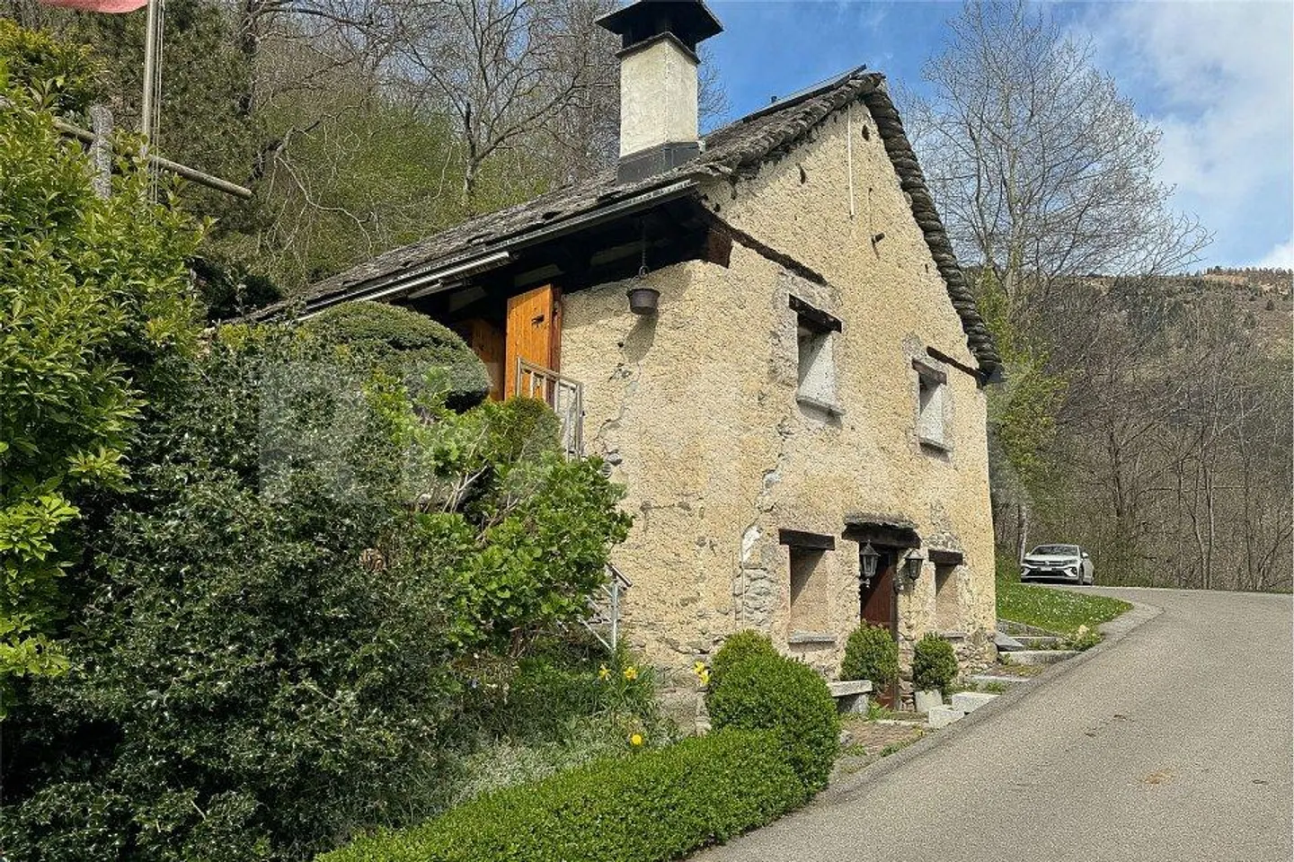 Maison rustique avec vue sur la vallée - Photo 4 sur 13