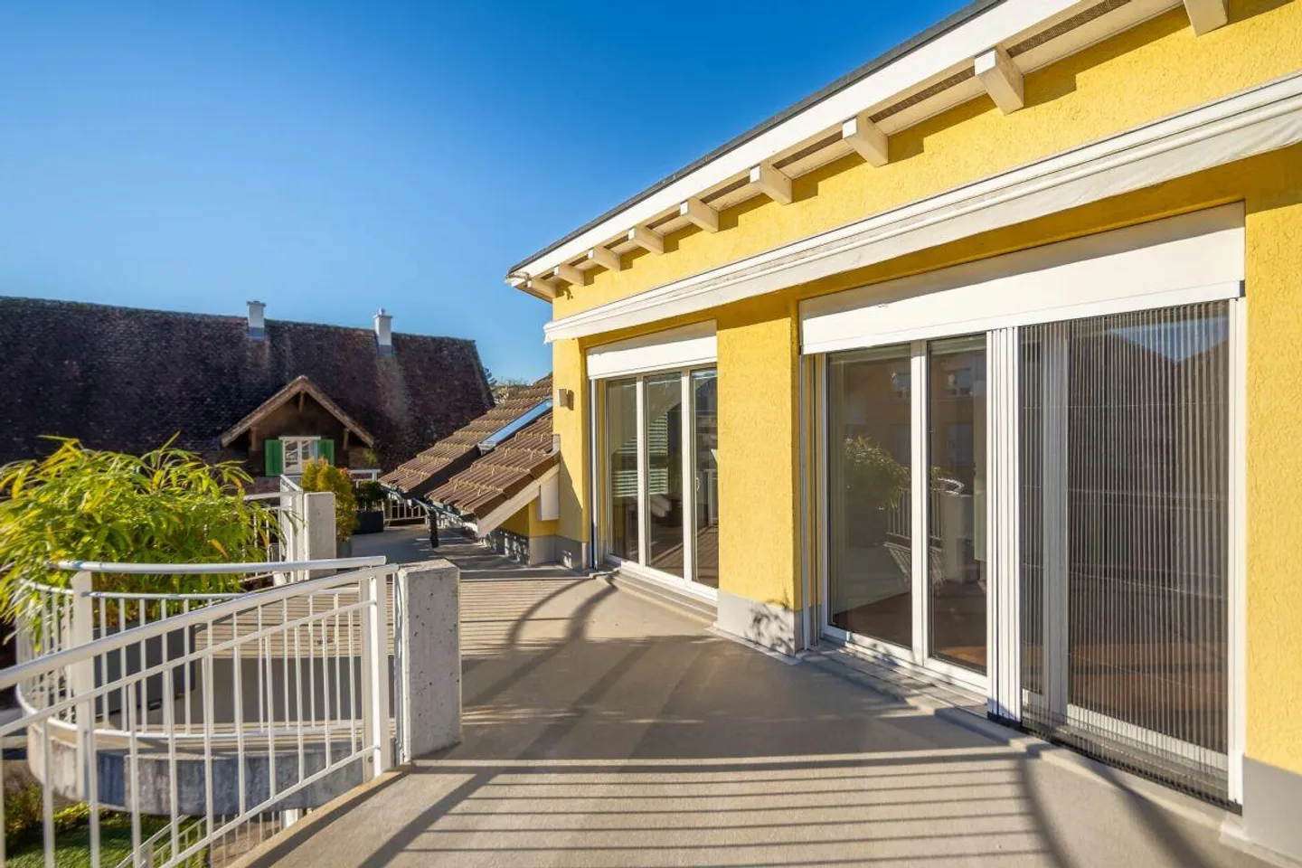 Aussergewöhnliche 8 1/2-Zimmer-Maisonettewohnung im Zentrum von  Cham - Foto 8 von 23