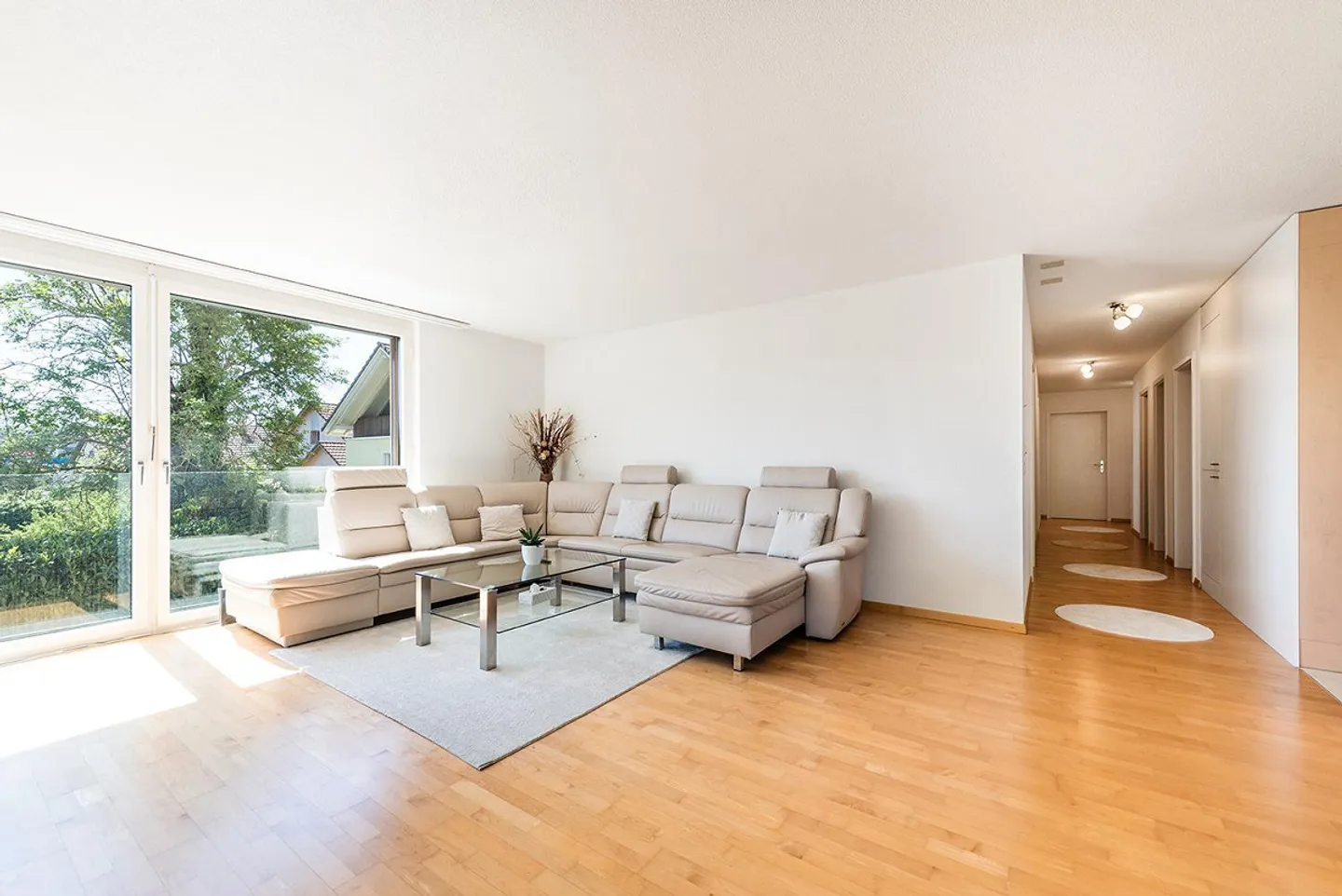 Modern 4.5-room apartment in a preferred location near the lake - Photo 12 of 15