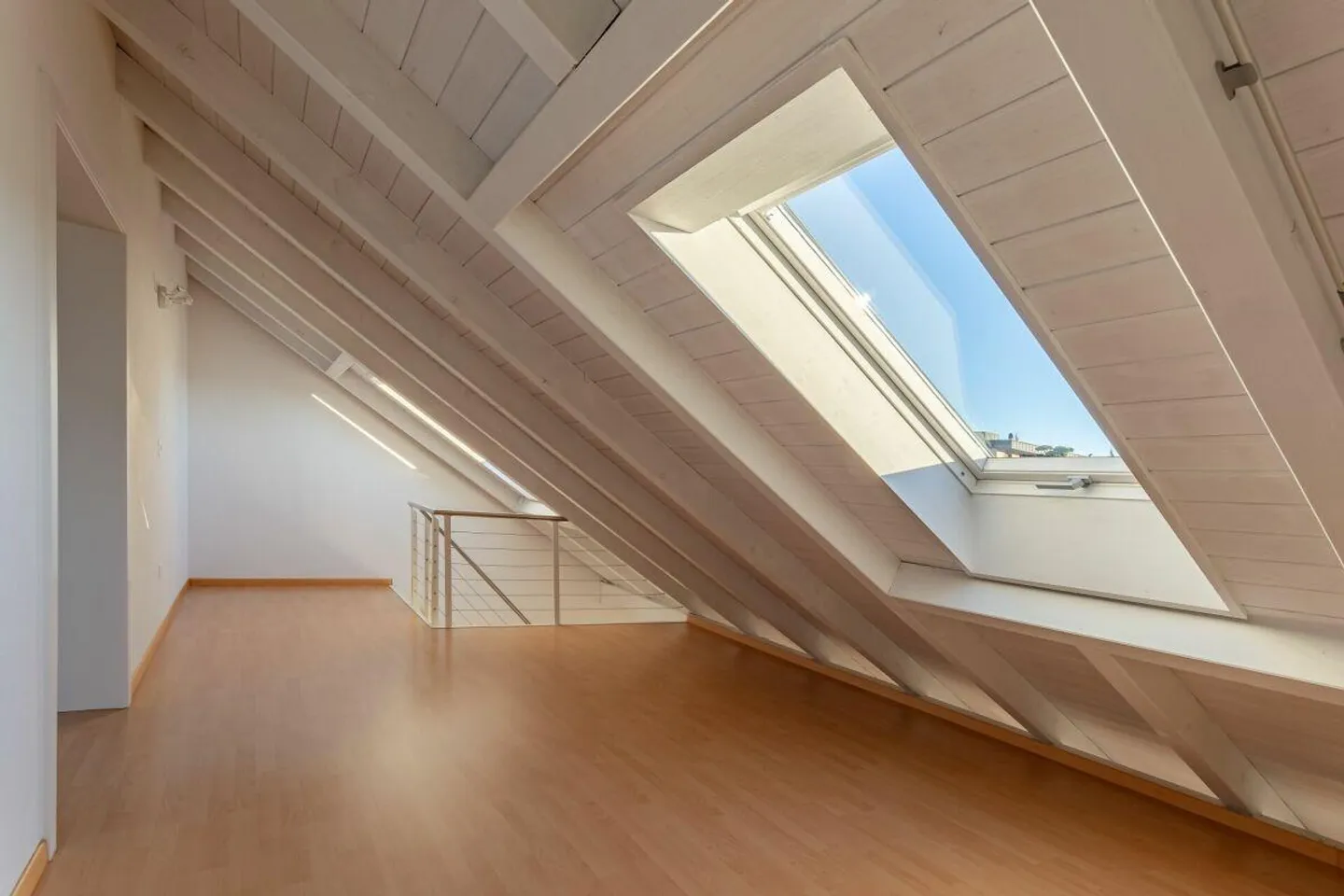 Aussergewöhnliche 8 1/2-Zimmer-Maisonettewohnung im Zentrum von  Cham - Foto 14 von 23