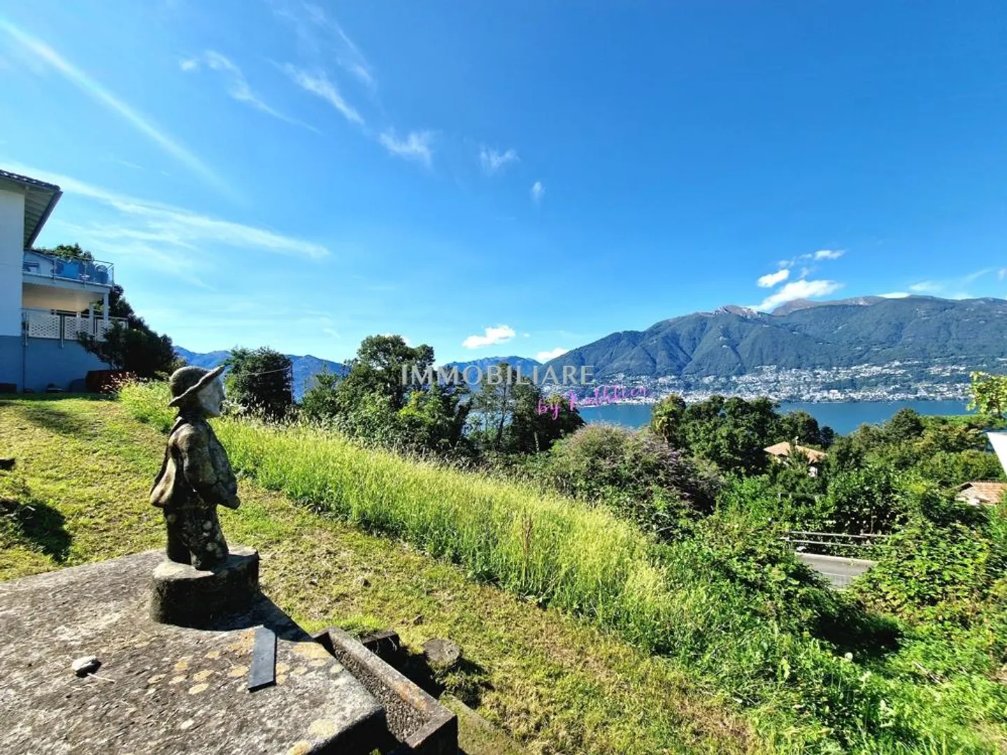 «App. Duplex mit Lift und traumaftem Seeblick, Neubau, Minergie, Garten» - Foto 11 von 13