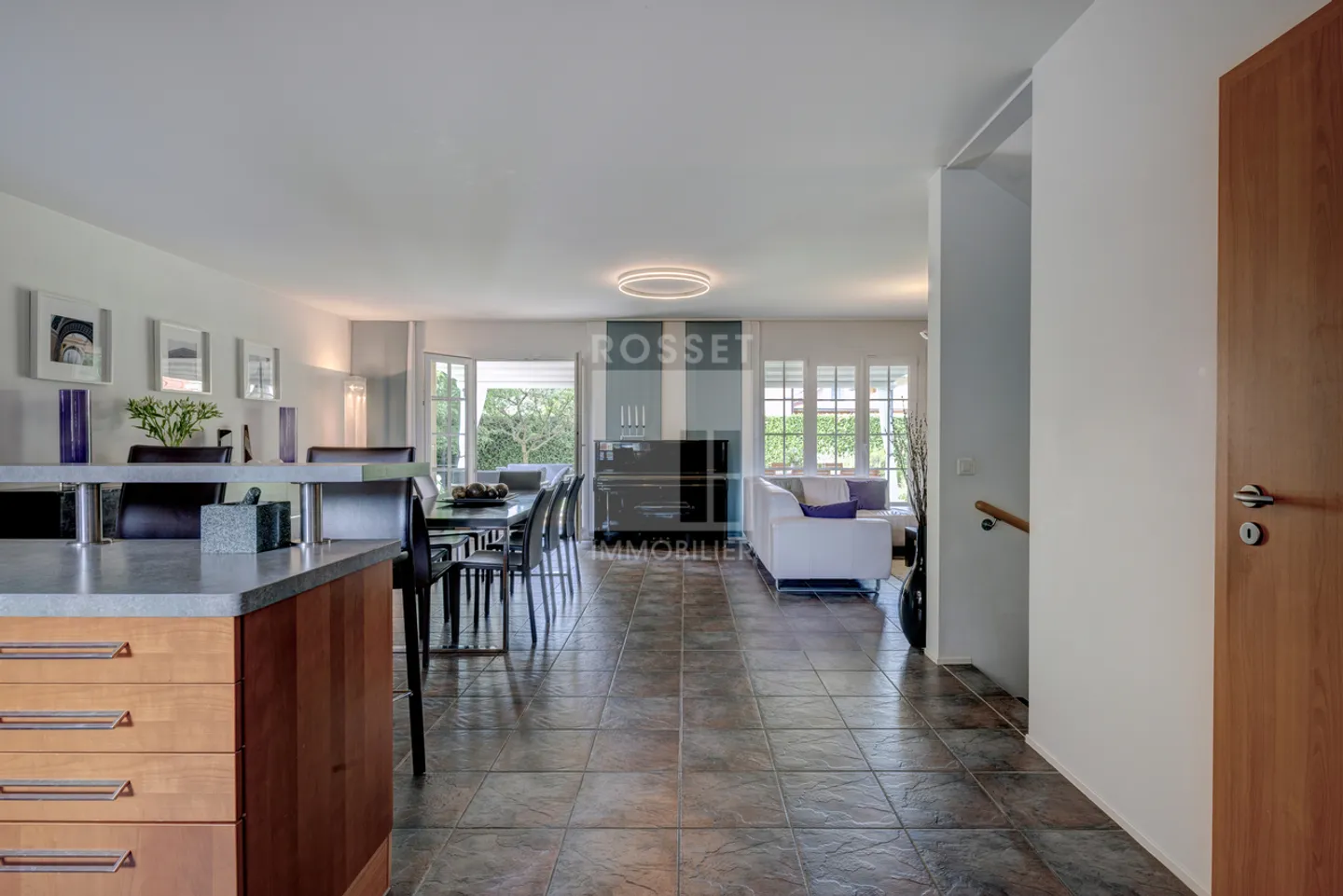 Single house for sale - Photo 3 of 9