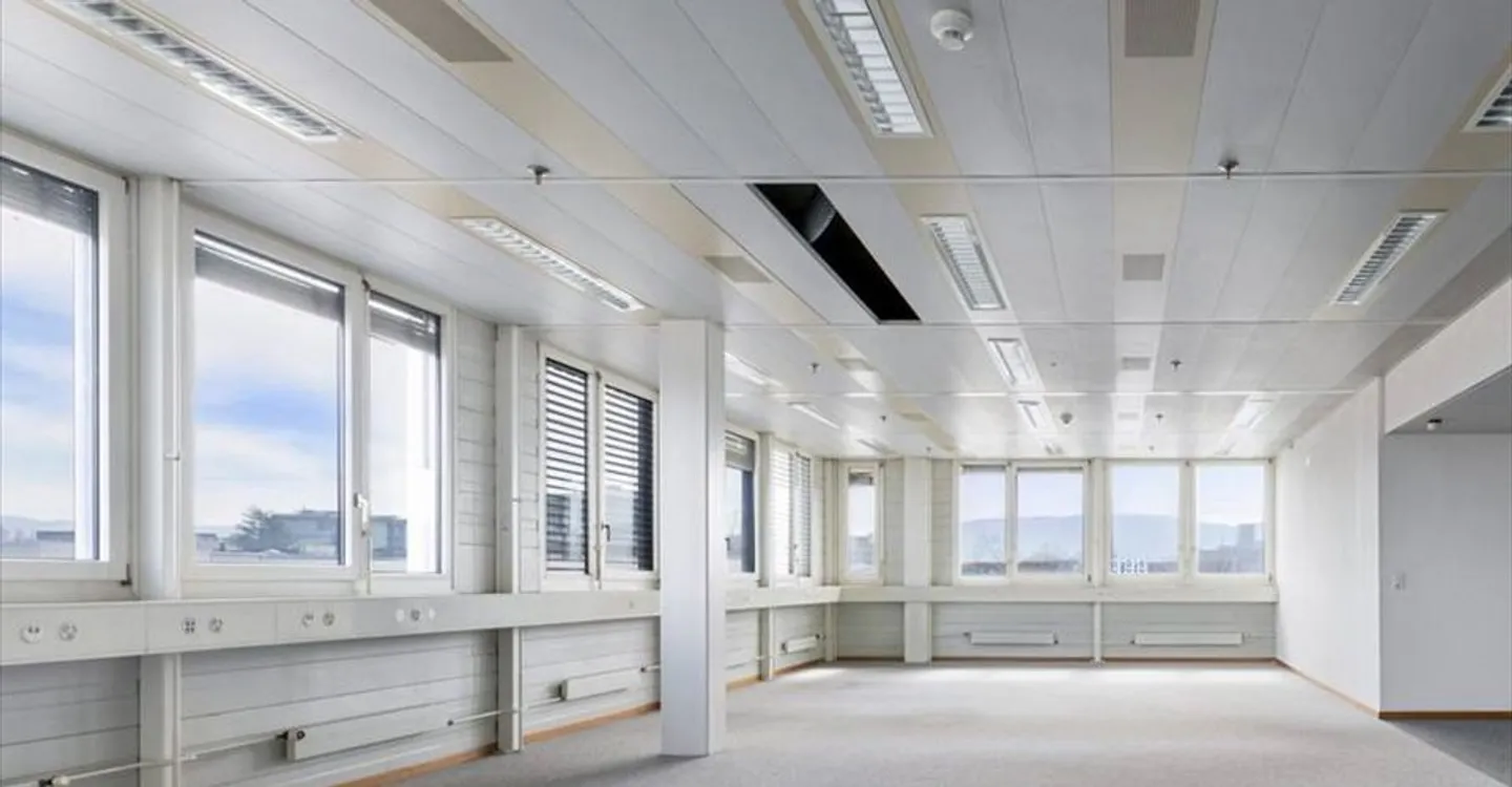 Office space for rent - Photo 3 of 6