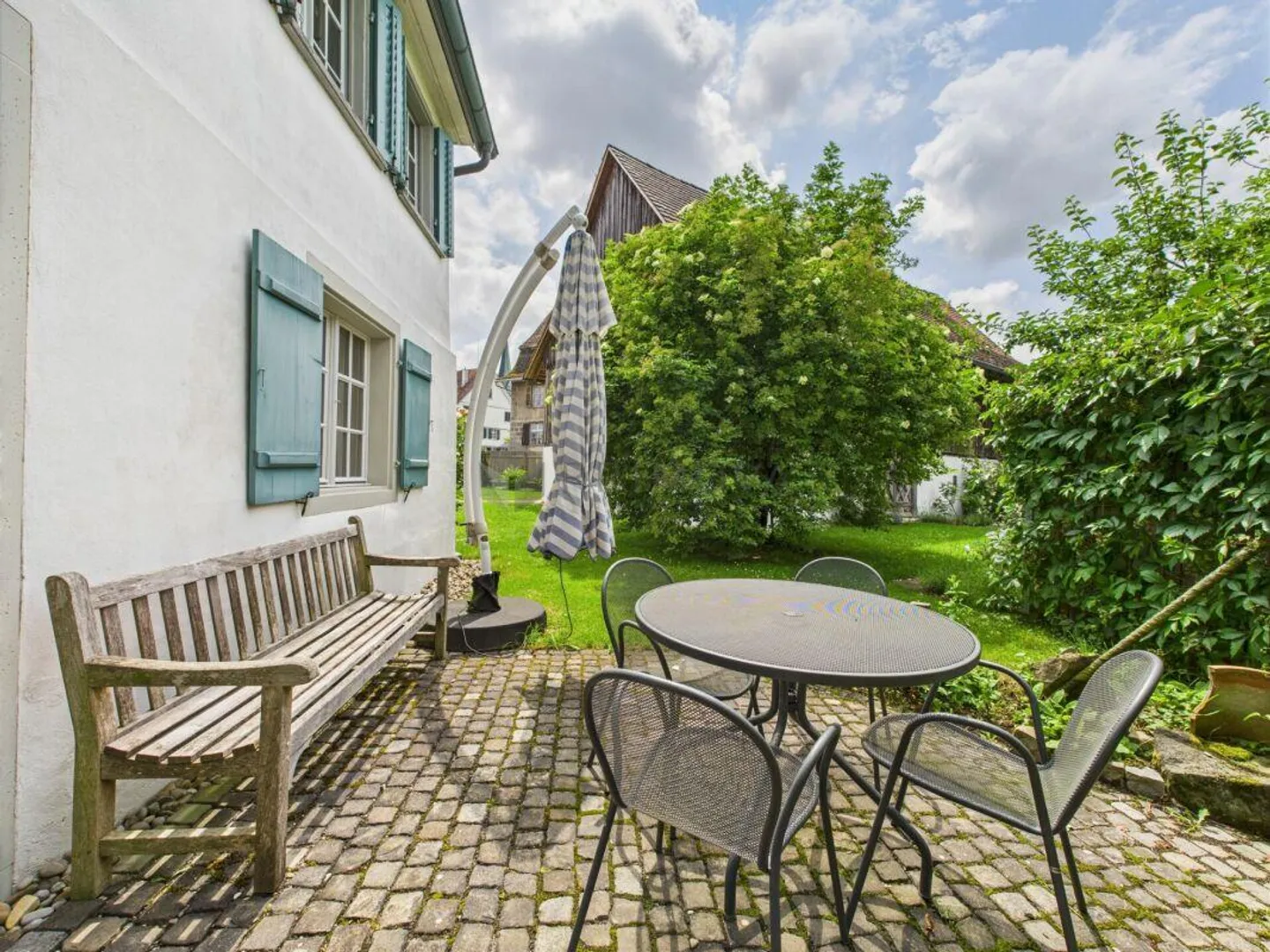 Proprietà unica ed esclusiva nella Svizzera orientale con fienile e enorme... - Foto 16 di 17