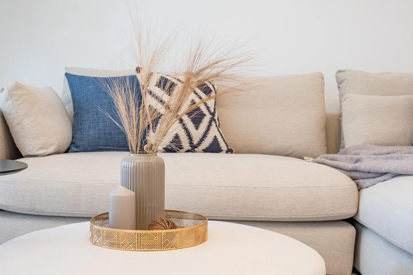 Last Chance - Exclusive 3.5-Room Garden Apartment in Merlischachen! - Photo 3 of 14