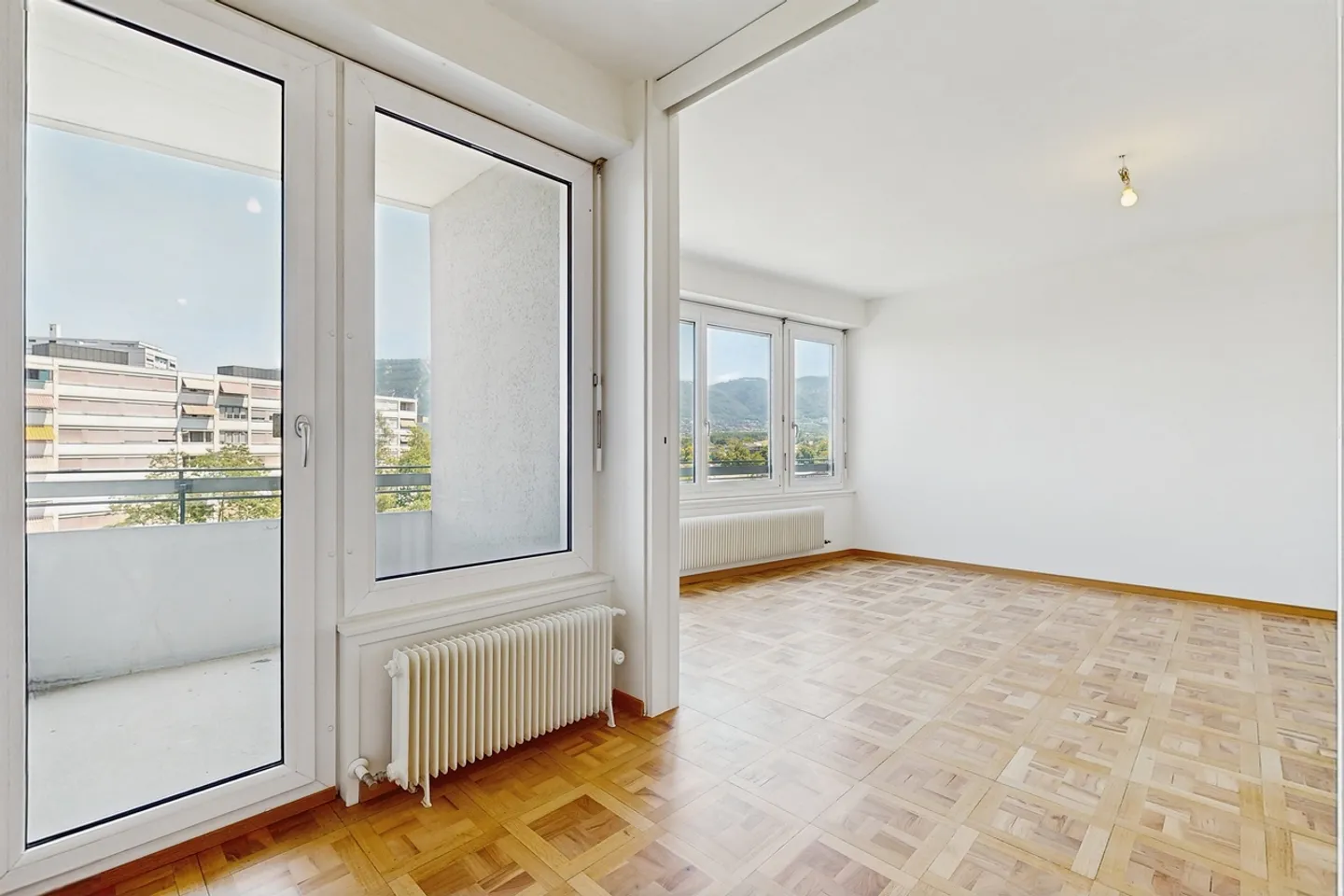Appartement Lumineux avec Balcon - Photo 2 sur 6