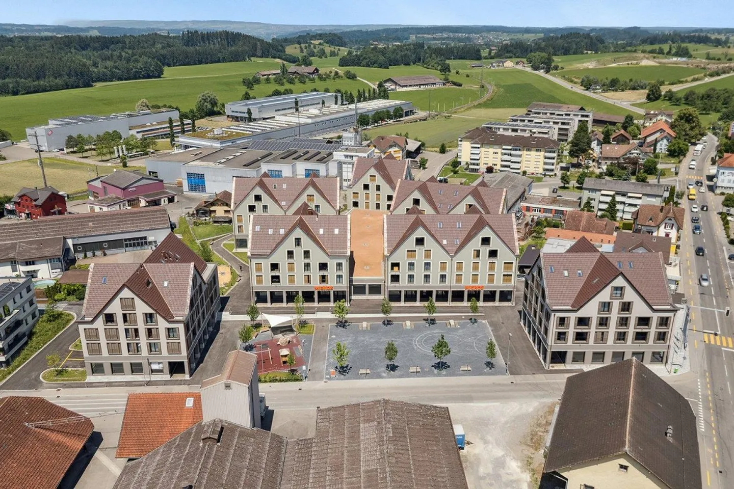 Grosszügige Verkaufsfläche in Arnegg - Foto 1 von 8