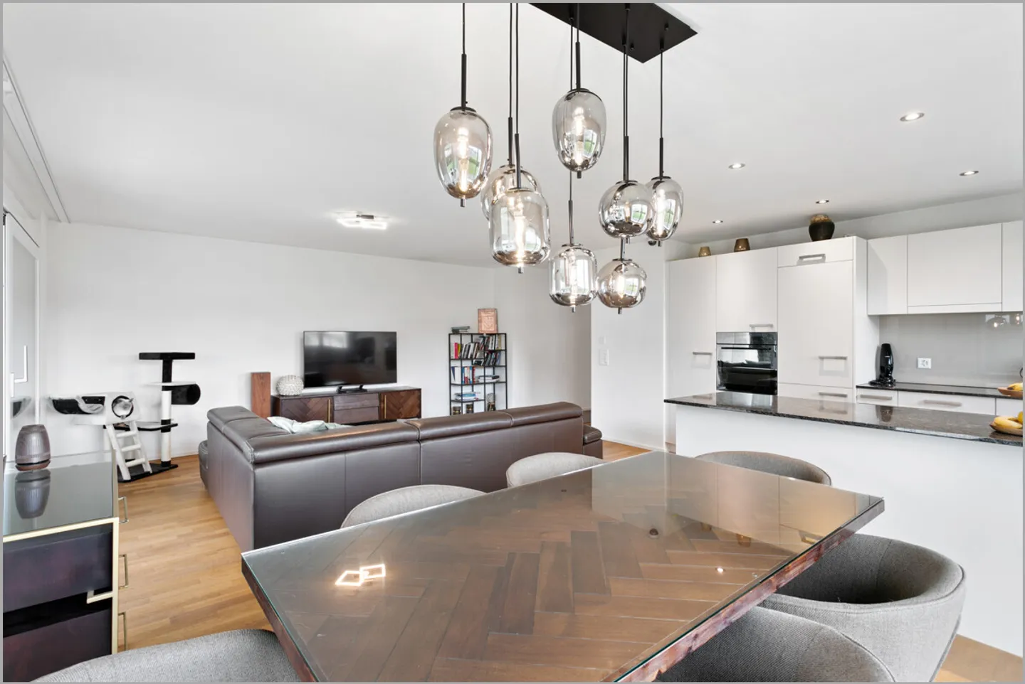 Ground floor apartment with garden idyll! - Photo 4 of 13