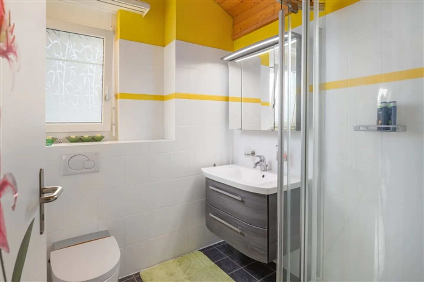 Maison de ville spacieuse de 5,5 pièces avec jardin et beaucoup d'espace pour toute la famille - Photo 12 sur 13