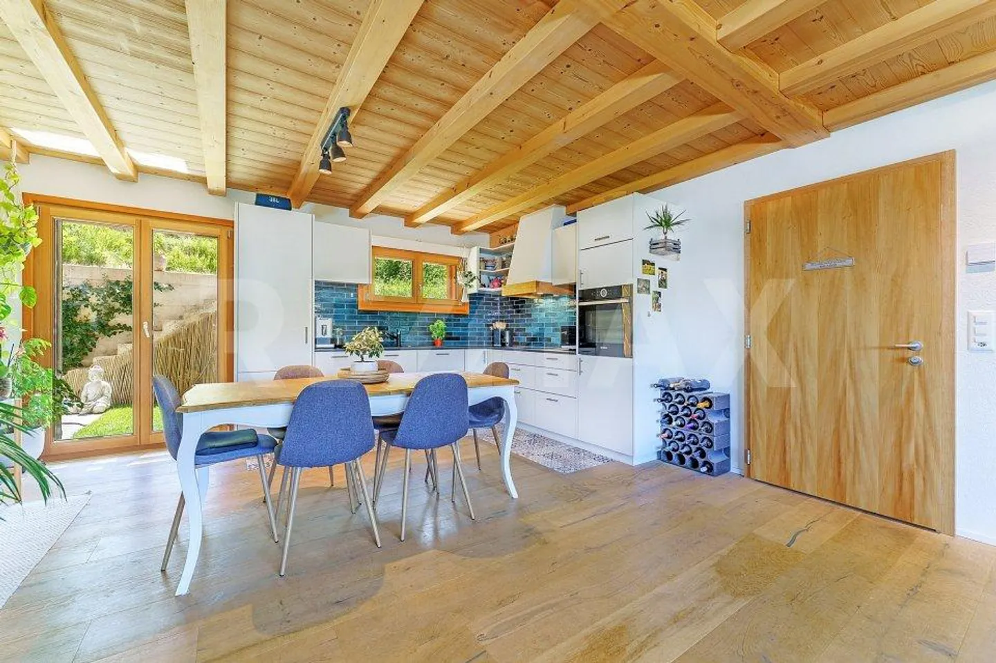 Sublime appartamento con 3 balconi, terrazza e orto - Foto 4 di 12