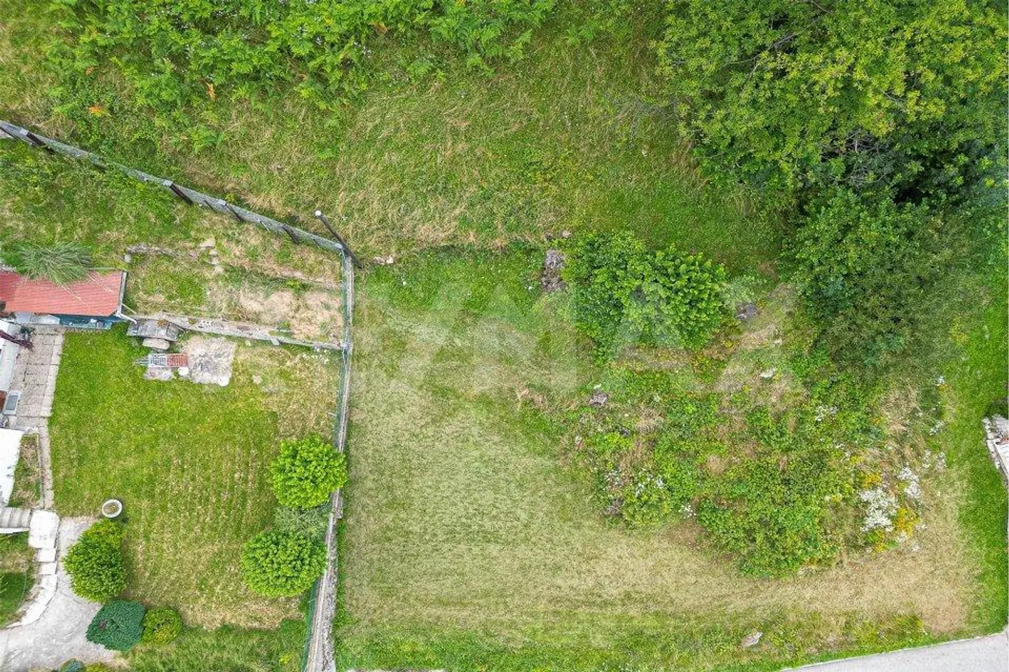 Terrain constructible avec vue - Photo 10 sur 13