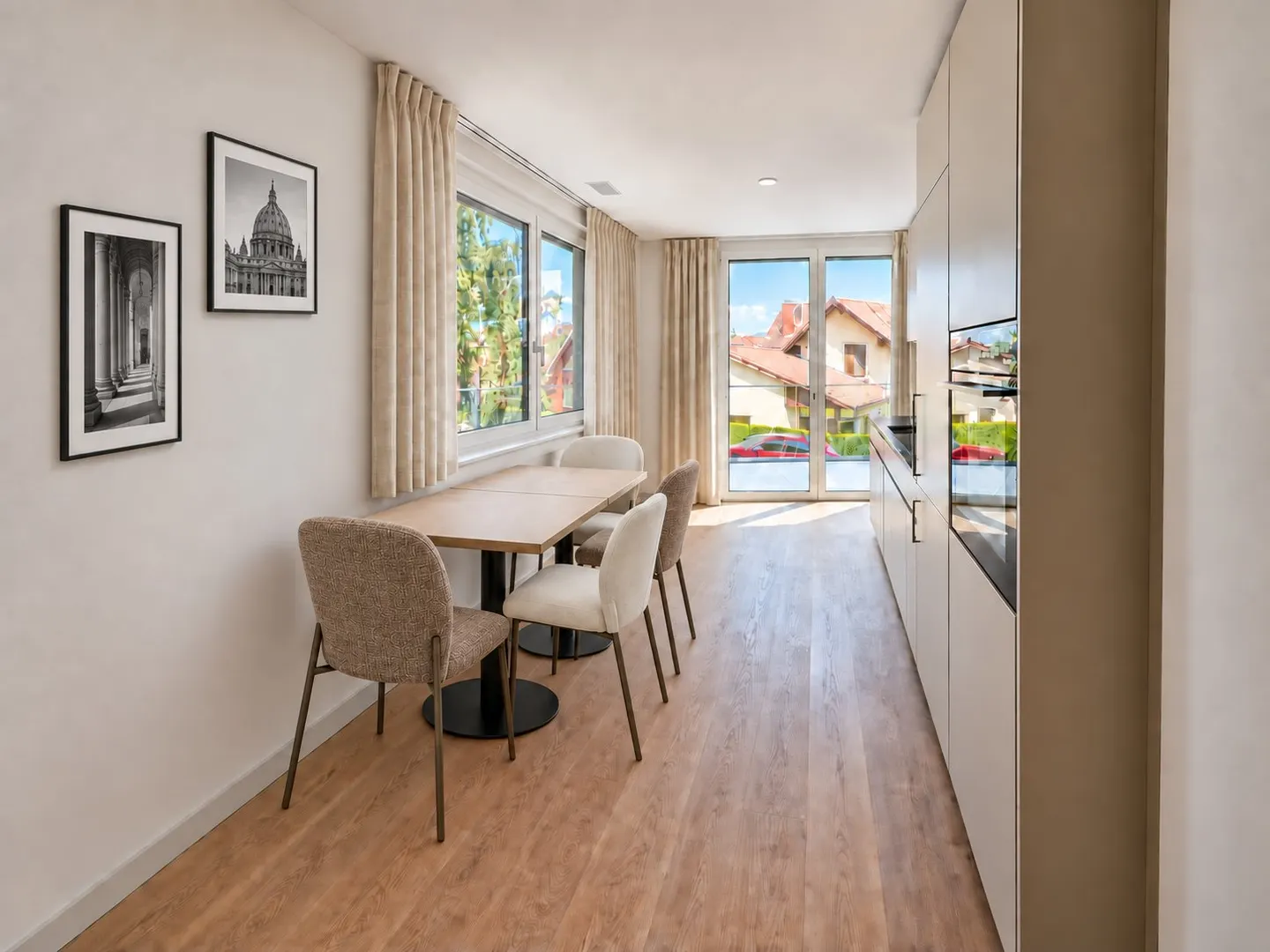 Charmant appartement de 2,5 pièces avec balcon et belles vues à Kilchberg - Photo 2 sur 3