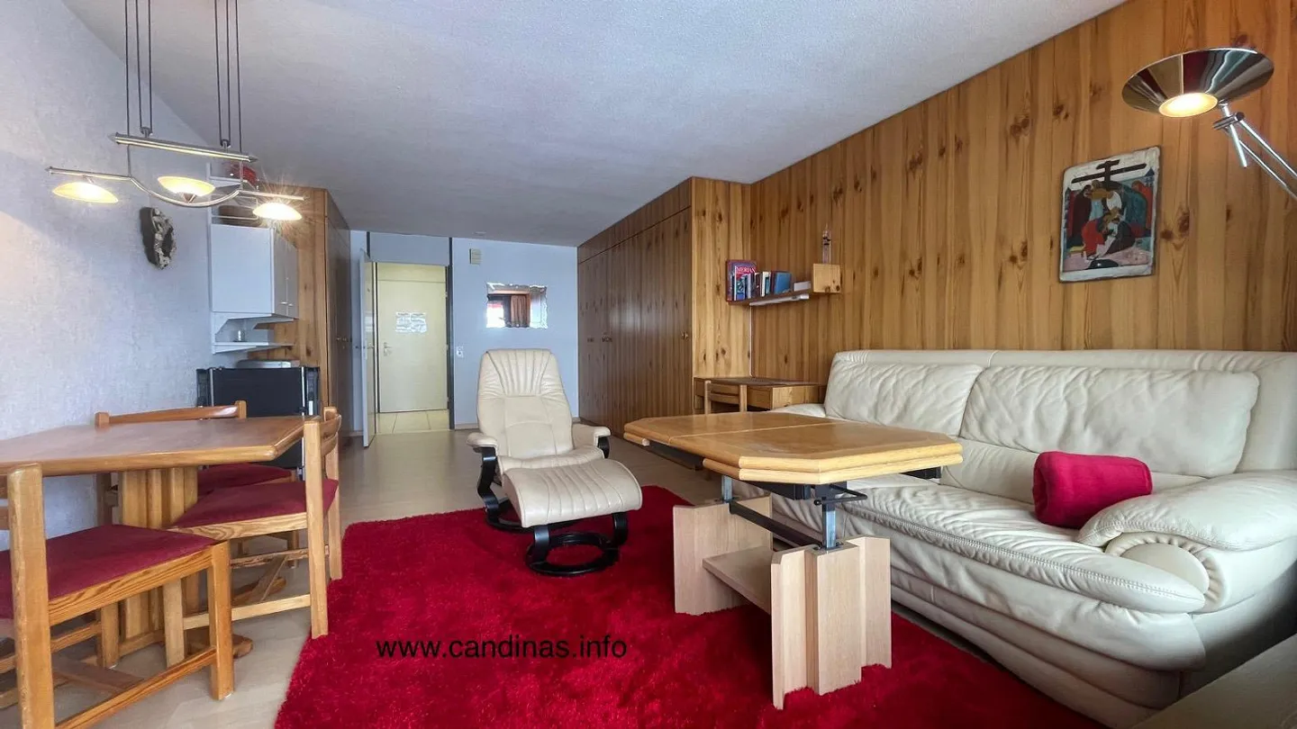 Well-maintained condominium with a beautiful view - Photo 1 of 20