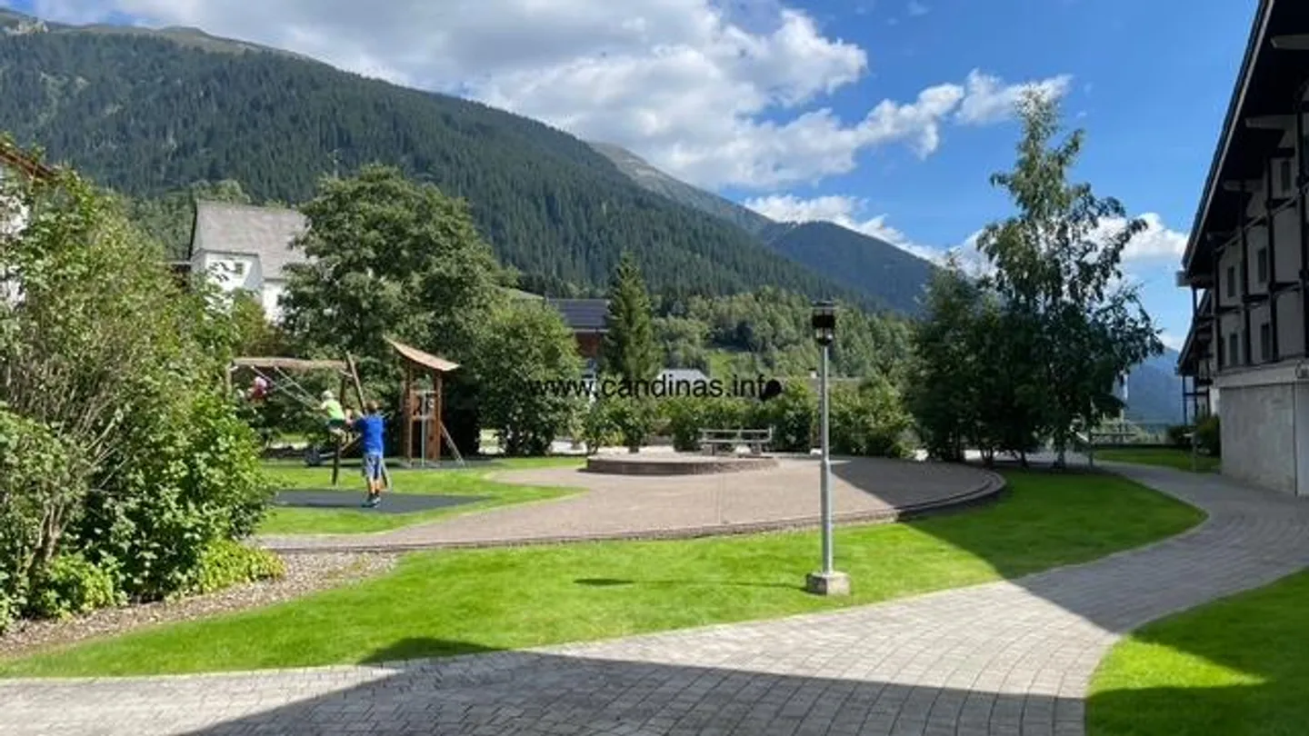 Well-maintained condominium with a beautiful view - Photo 18 of 20