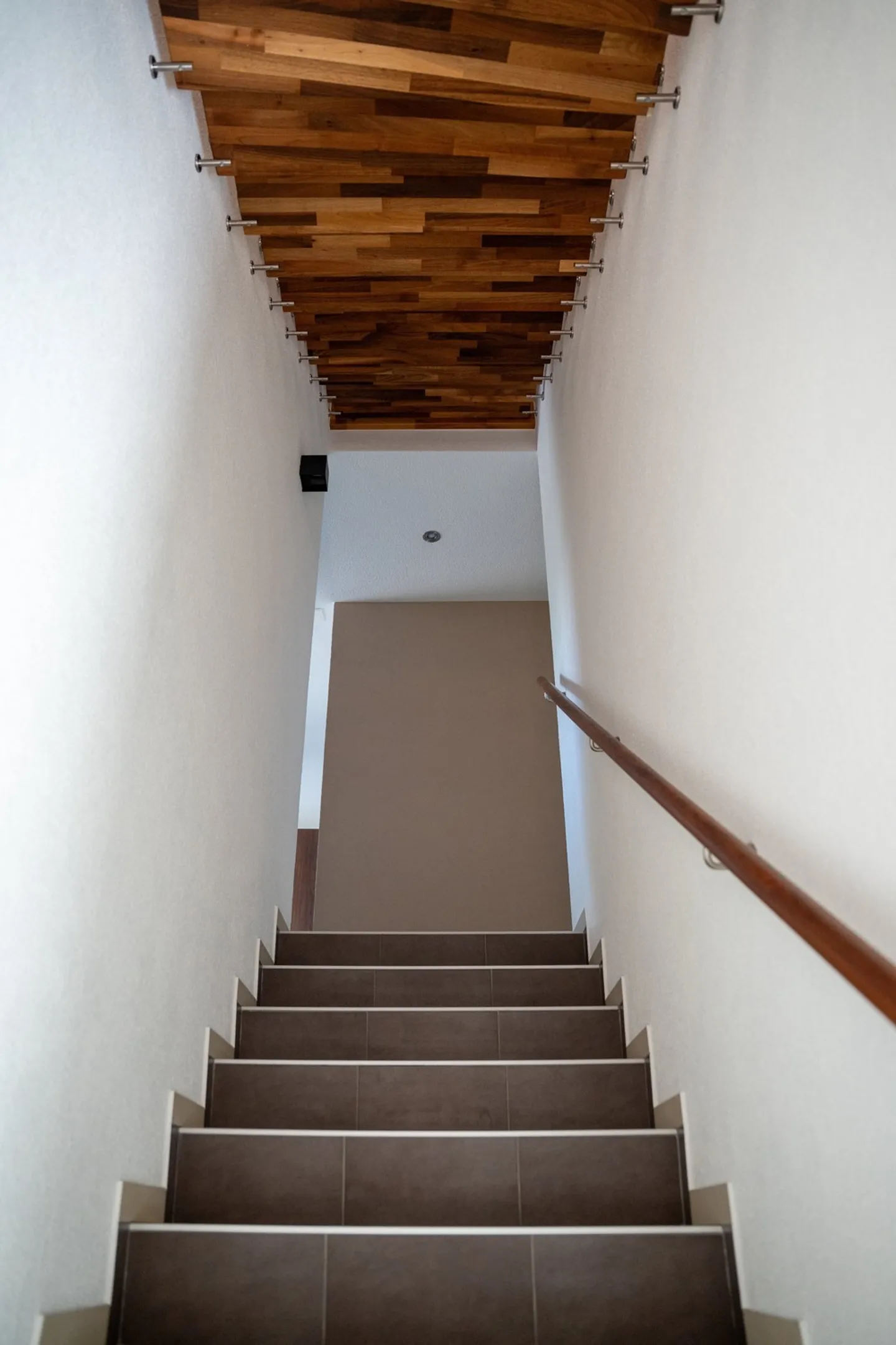 Triplex penthouse in condominium ownership - Photo 4 of 13