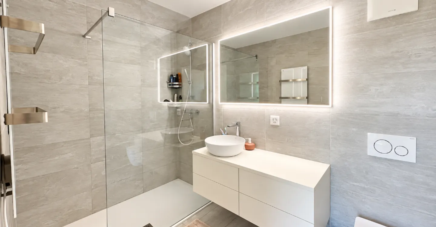 Appartement contemporain avec terrasses - Photo 7 sur 12