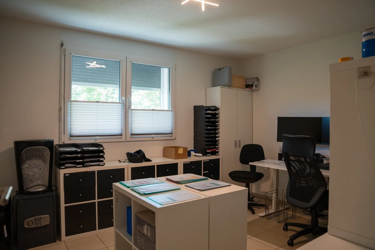 Triplex penthouse in condominium ownership - Photo 9 of 13