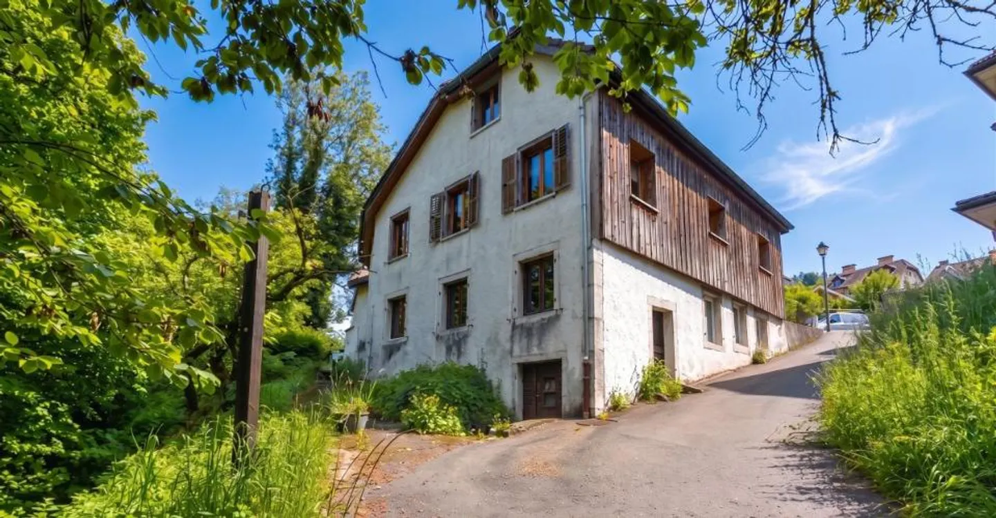 En exclusivité: Maison individuelle, à rénover aux Brenets - Photo 1 sur 12