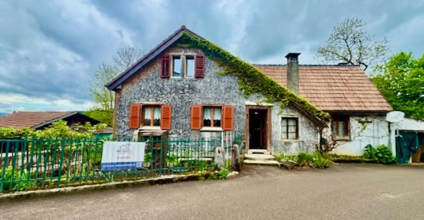 En exclusivité: Maison individuelle, à rénover aux Brenets - Photo 2 sur 12
