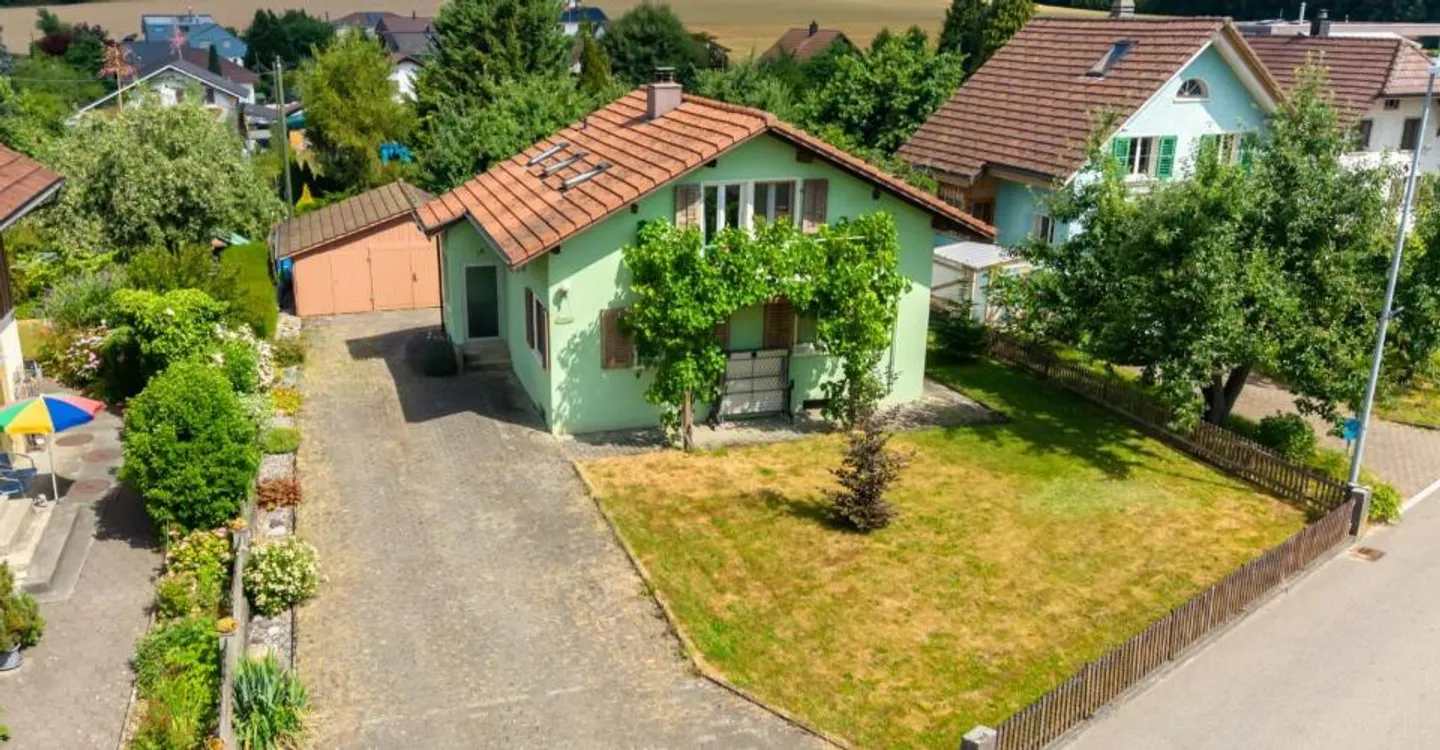Charmantes Einfamilienhaus - Foto 1 von 13