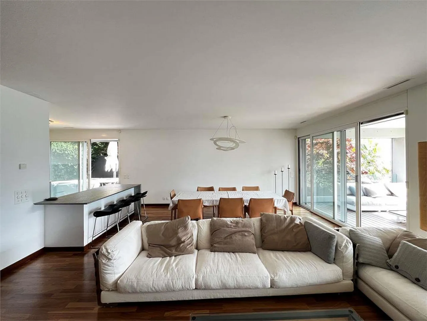 2686_Lugano, Elegant 5.5 rooms with lake view and private garden - Photo 2 of 13