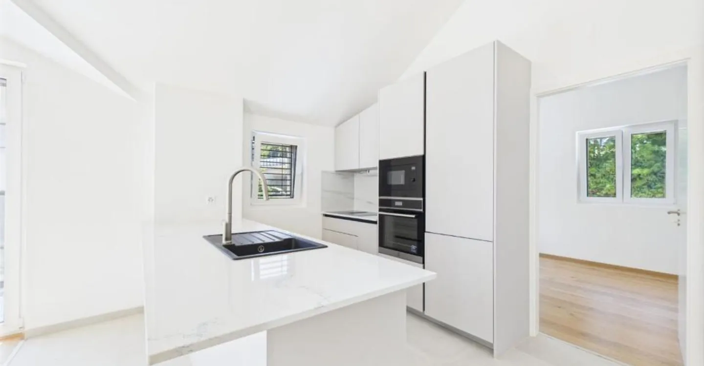 Last available apartment! - Photo 3 of 10