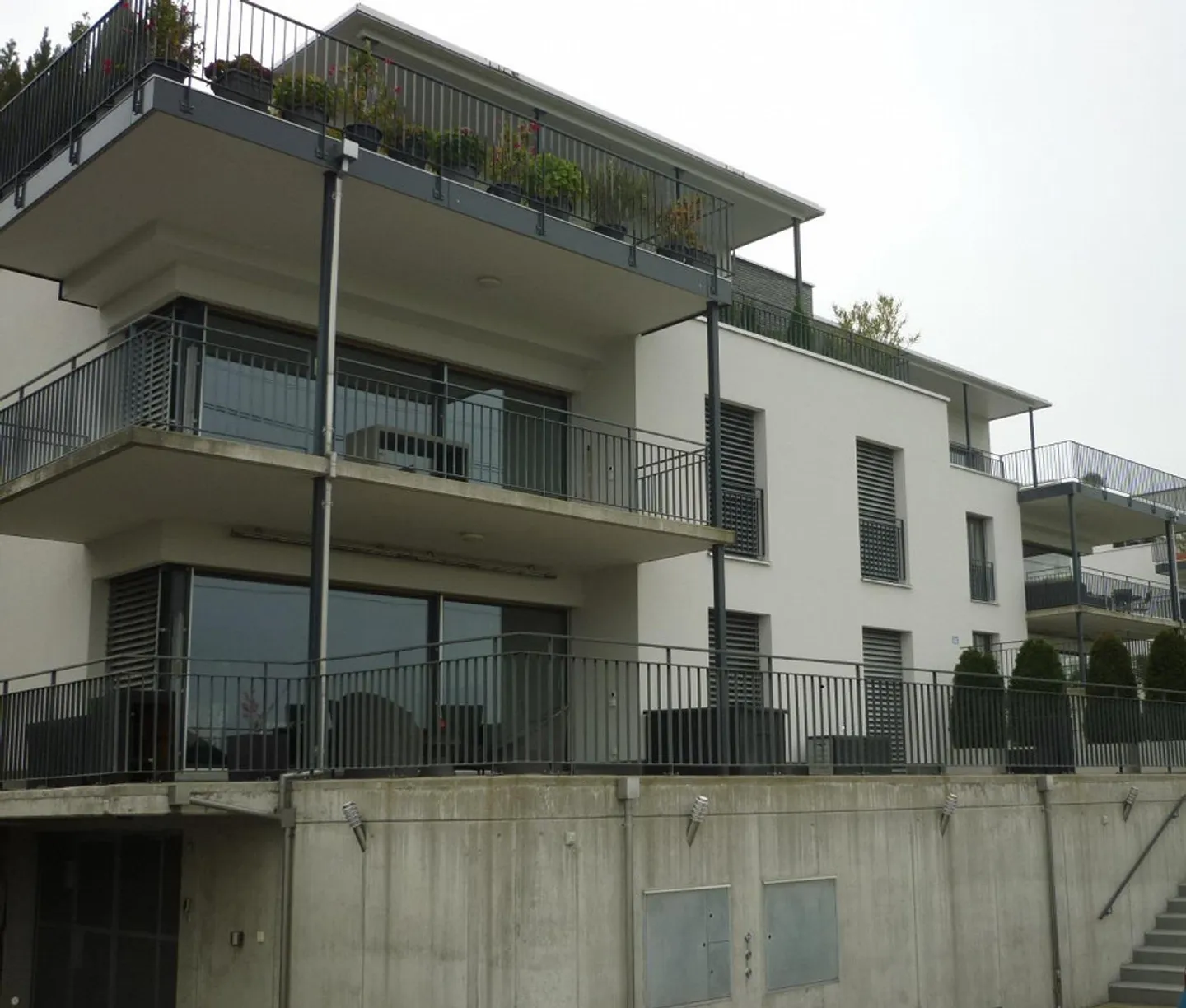 Moderne Gartenwohnung in Schindellegi - Foto 1 von 17