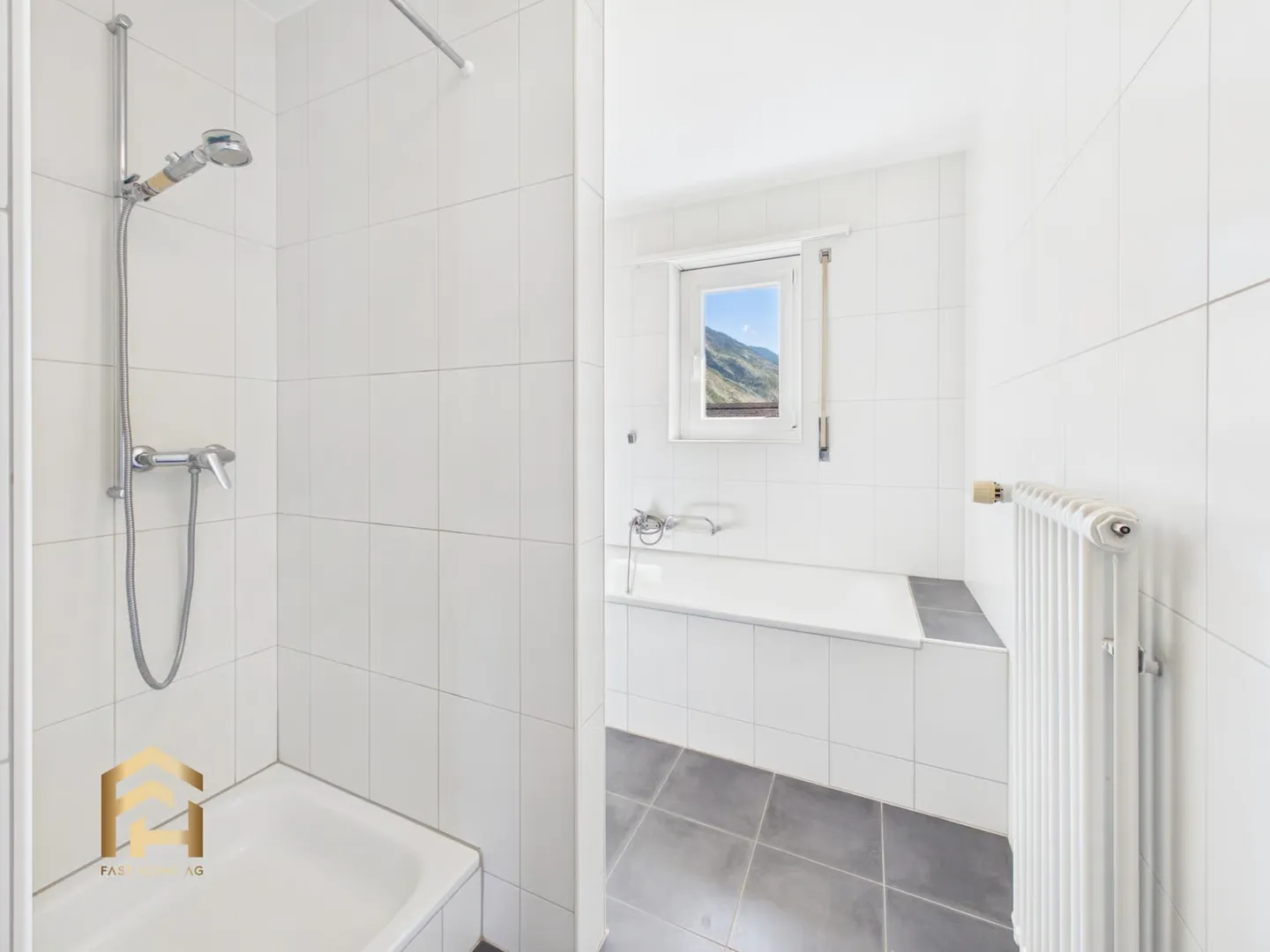 Spacious 4.5-room apartment with balcony in a quiet location - Photo 9 of 13