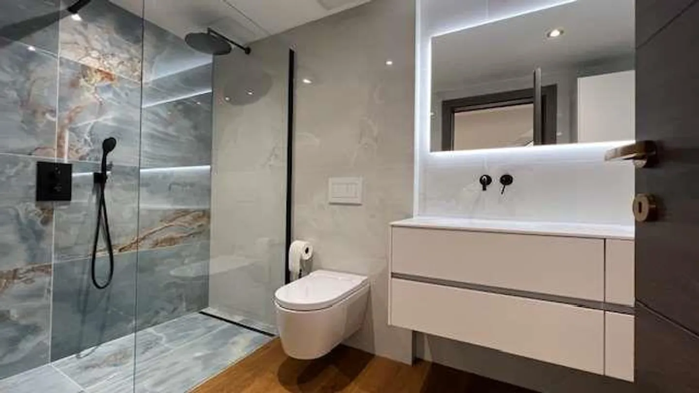 Charming luxury duplex apartment for rent Via Nassa in Lugano - Photo 7 of 13