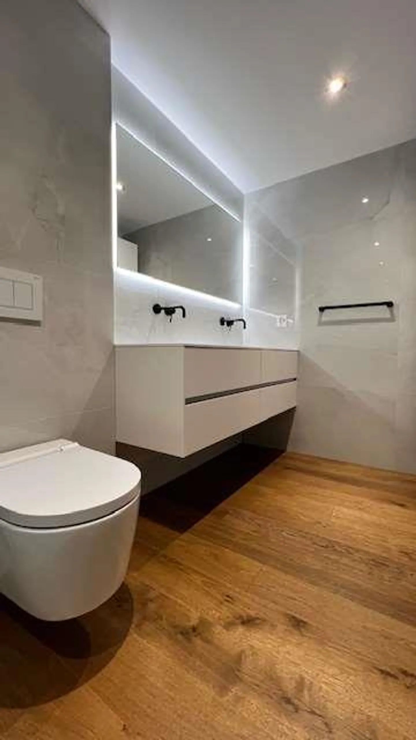 Charming luxury duplex apartment for rent Via Nassa in Lugano - Photo 8 of 13