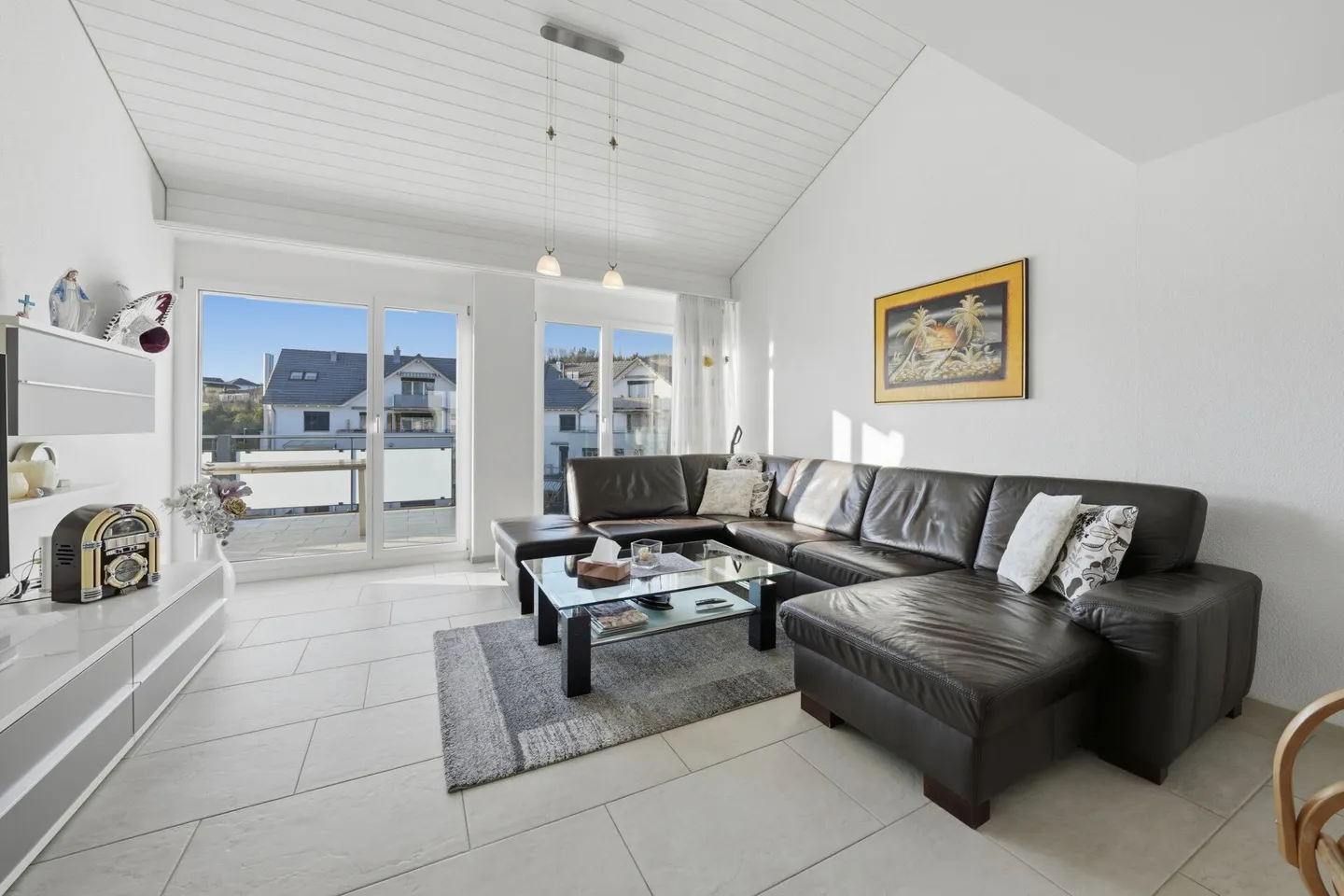 Geräumige Dachmaisonette mit Balkonen - Foto 1 von 24