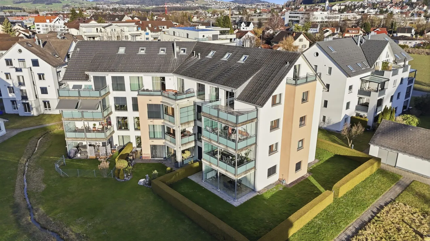 Geräumige Dachmaisonette mit Balkonen - Foto 19 von 24