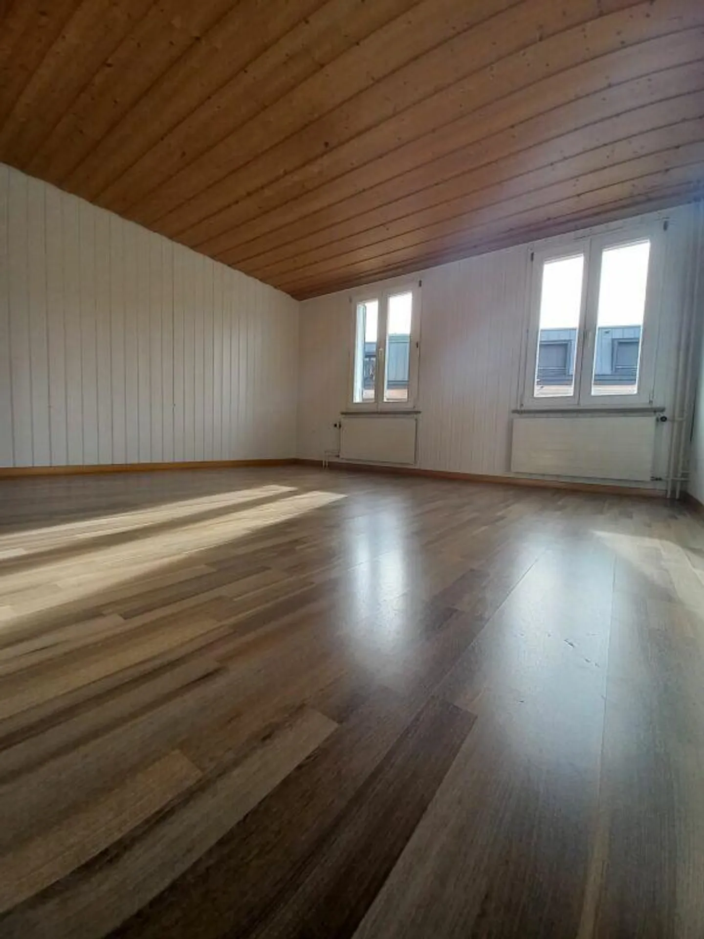 Cozy 6.5 Room House including Garage - Photo 5 of 18