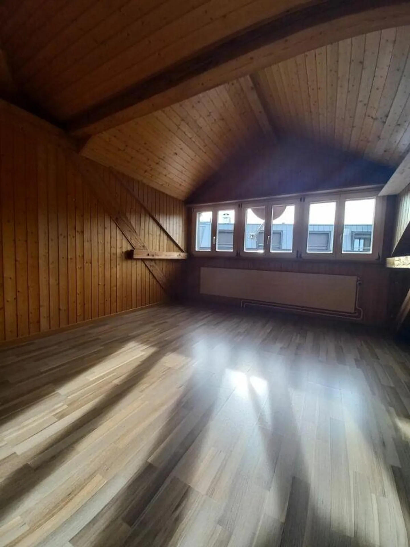 Cozy 6.5 Room House including Garage - Photo 9 of 18