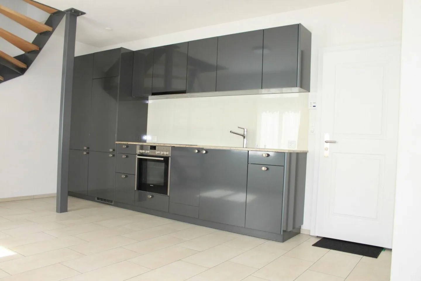 2-Room Maisonette Apartment - Photo 2 of 7