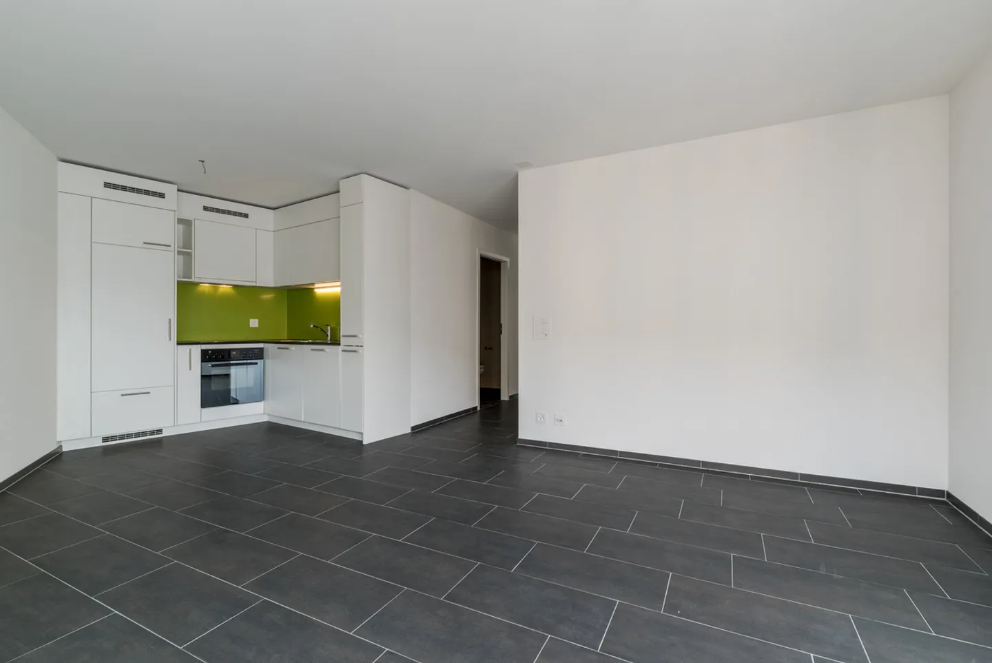 Lumineux 2.5 pièce de 56 m2 - Foto 2 von 8