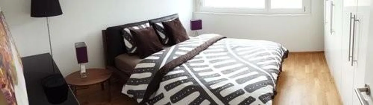 Proche WestSide : Belle appartement de 4.5 pièces avec joli patio - Photo 7 sur 11