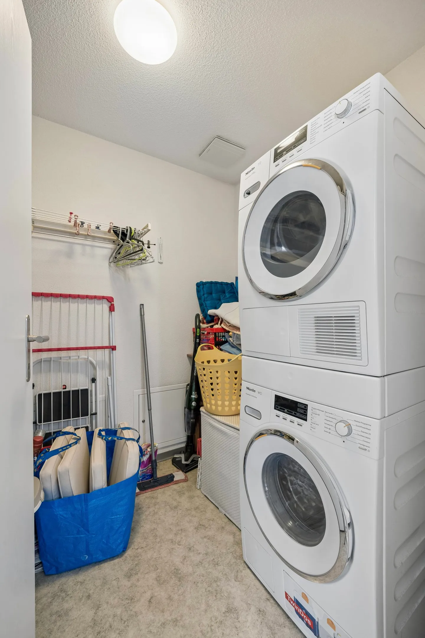 Appartement de jardin 3.5 pièces bien entretenu avec véranda - Photo 17 sur 25