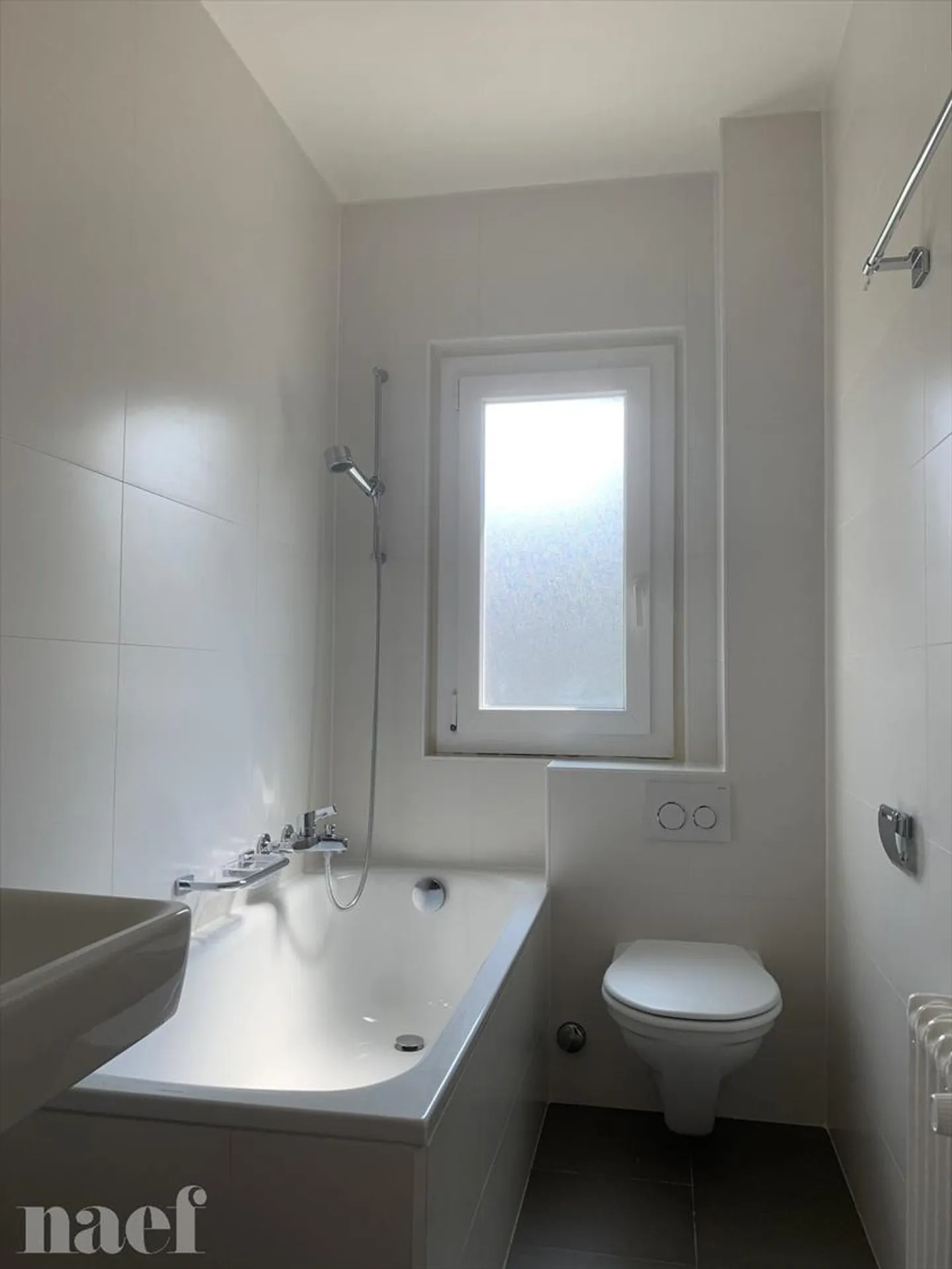 3.5 Room Apartment - Photo 2 of 7